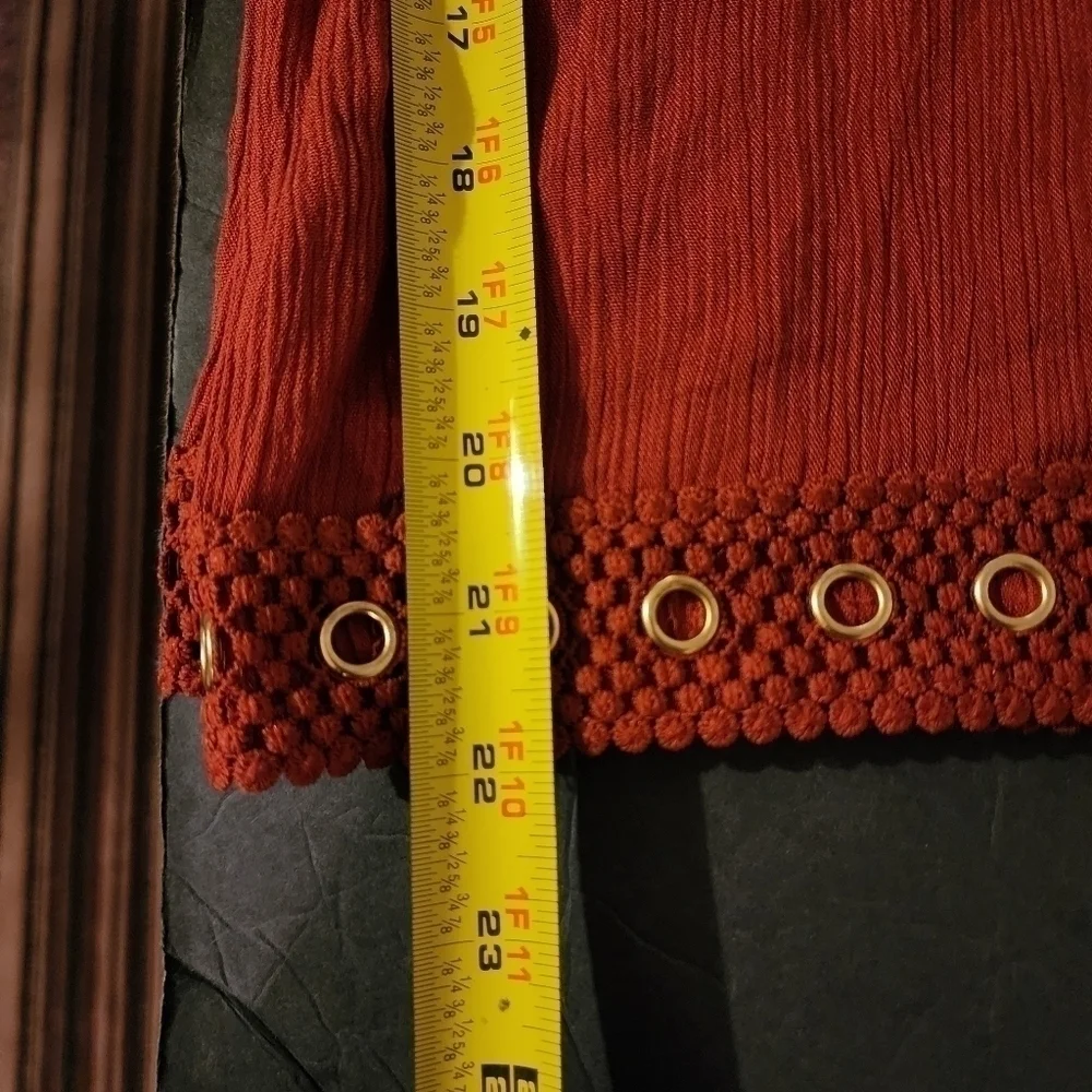 New Directions Wide Leg Boho Capris Gold Accents -Rust Size L NWT